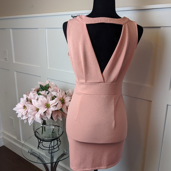 Fashion dress - Picture 3 of 5